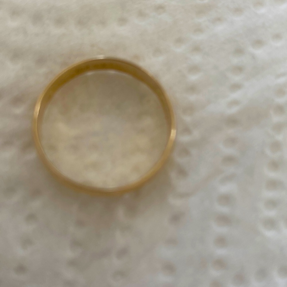 Kay jewelers 10K gold wedding band size 9
